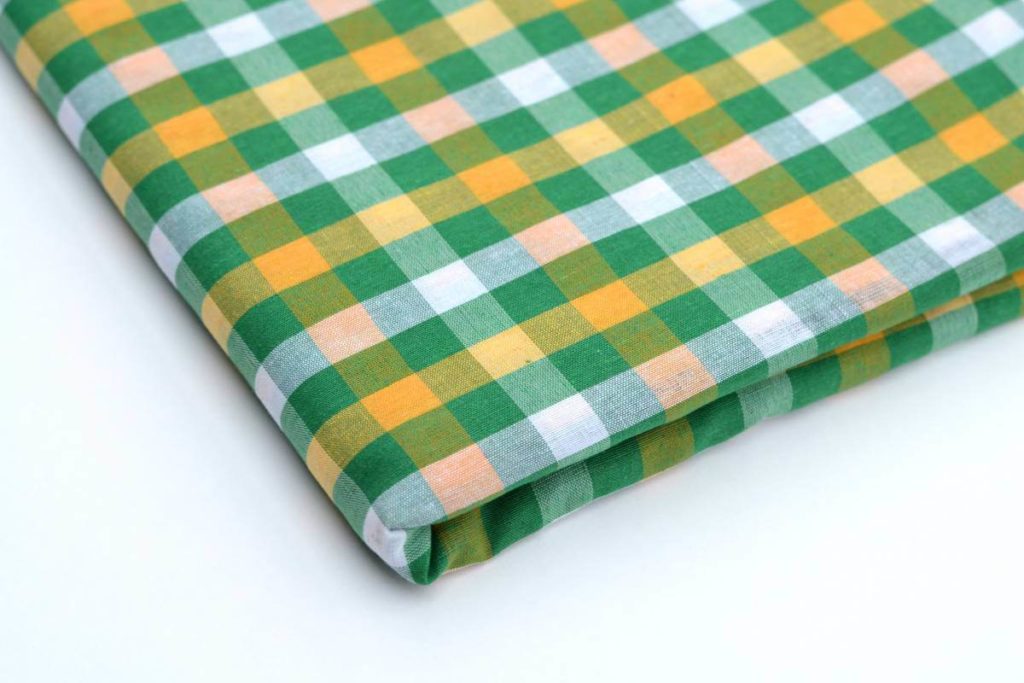 WHITE GREEN YELLOW COLOR COTTON/POLYESTER BLEND Ehutty